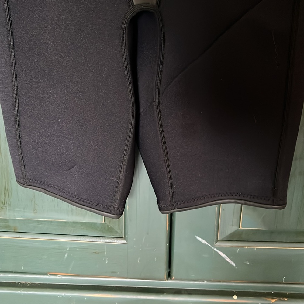 O’Neill shorty wetsuit size 8 - Picture 6 of 10